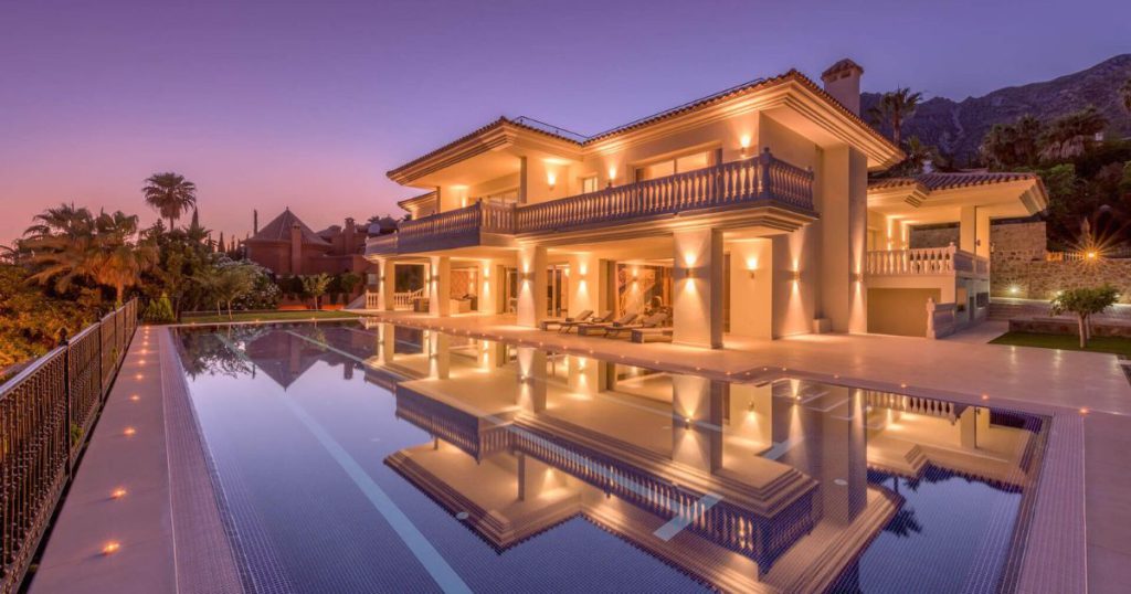 From Luxury Villa to Modern Villa