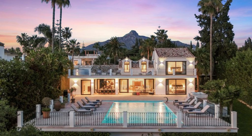 Types of Luxury Villas and Exclusive Properties
