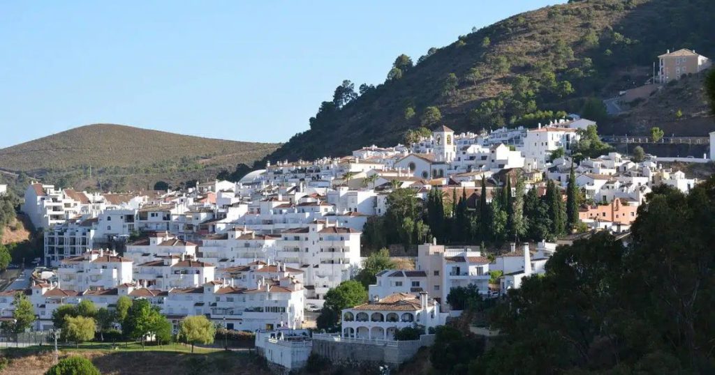 FAQs about penthouses for sale in Benahavís